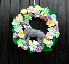 HANGING DOOR  WREATH